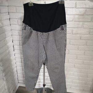 Old Navy Maternity Size 16 Black & White Checked Pull On Style Pixie Pants